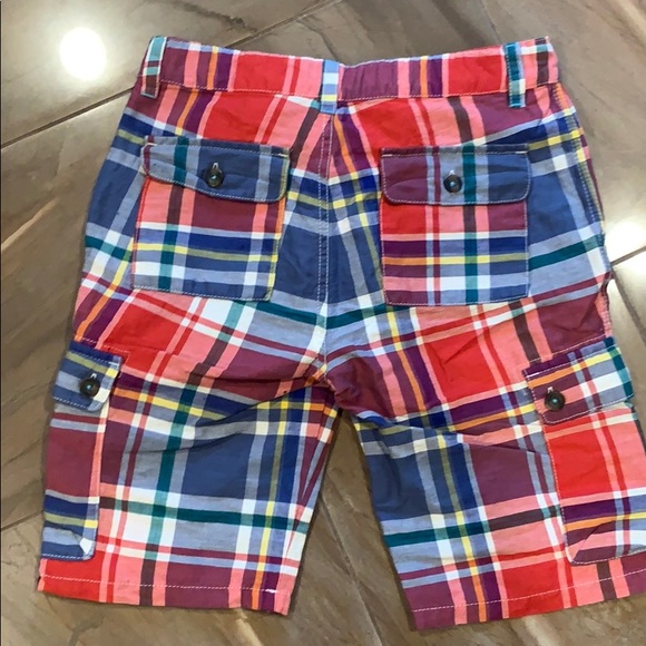 Shorts - Picture 2 of 3